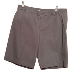 Khakis by Gap Boyfriend Roll-Up Bermuda Shorts 2!